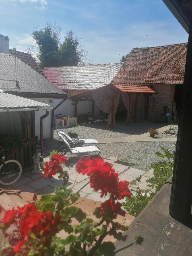 Casa Huber Hotel Carta  Luaran gambar