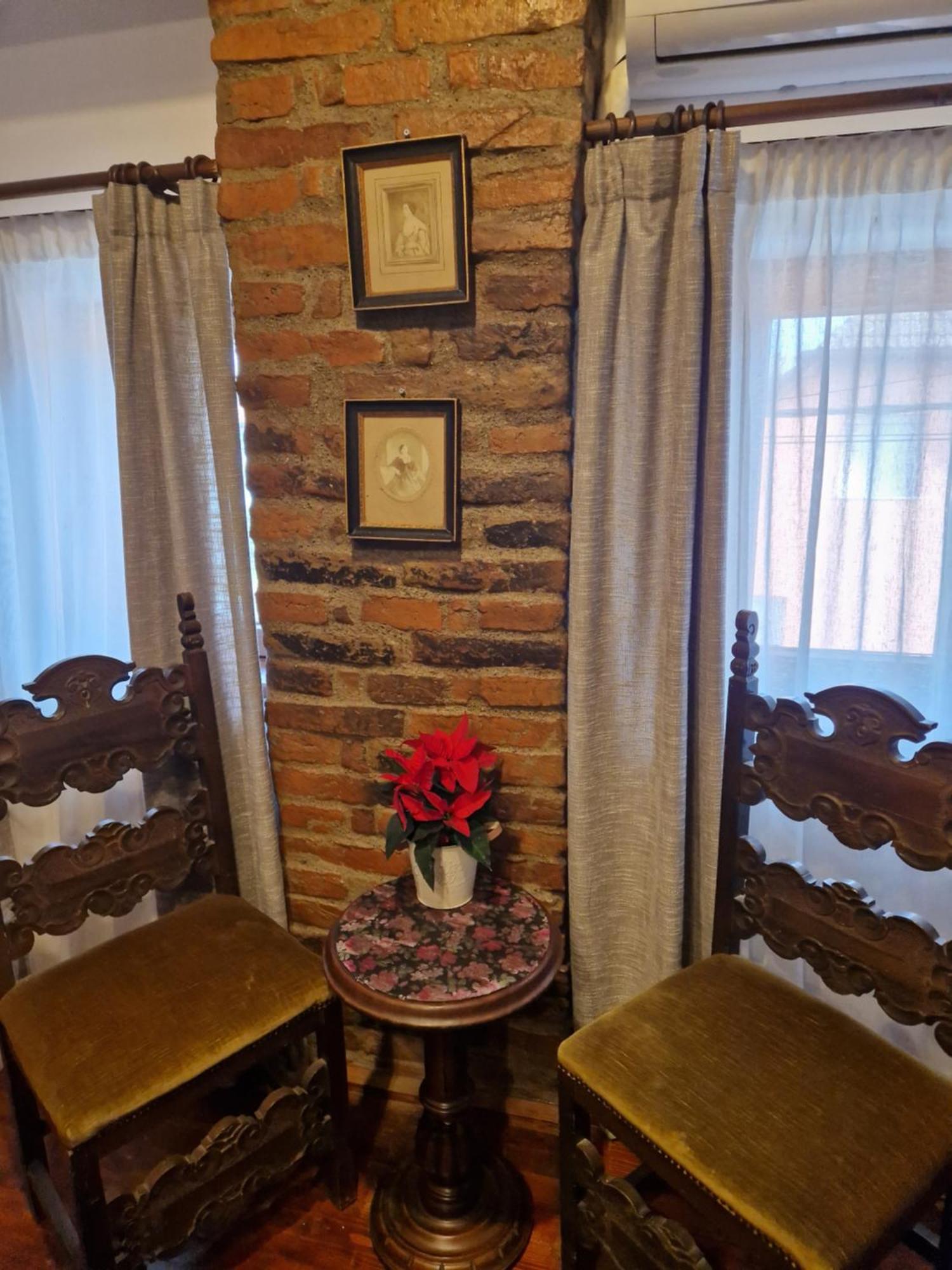 Casa Huber Hotel Carta  Bilik gambar